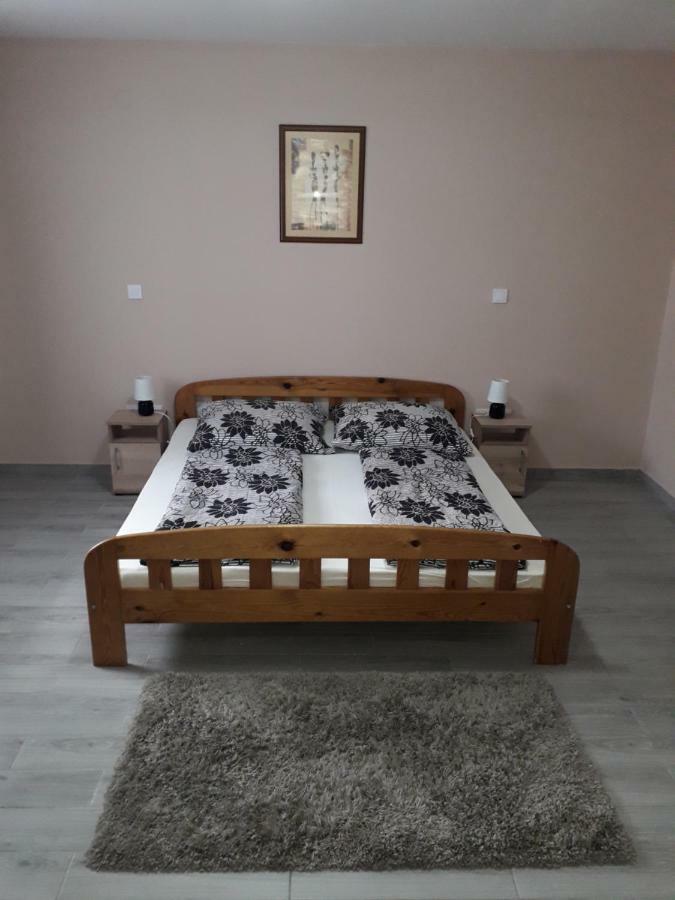 Aquatherma Apartman Sarospatak Bagian luar foto